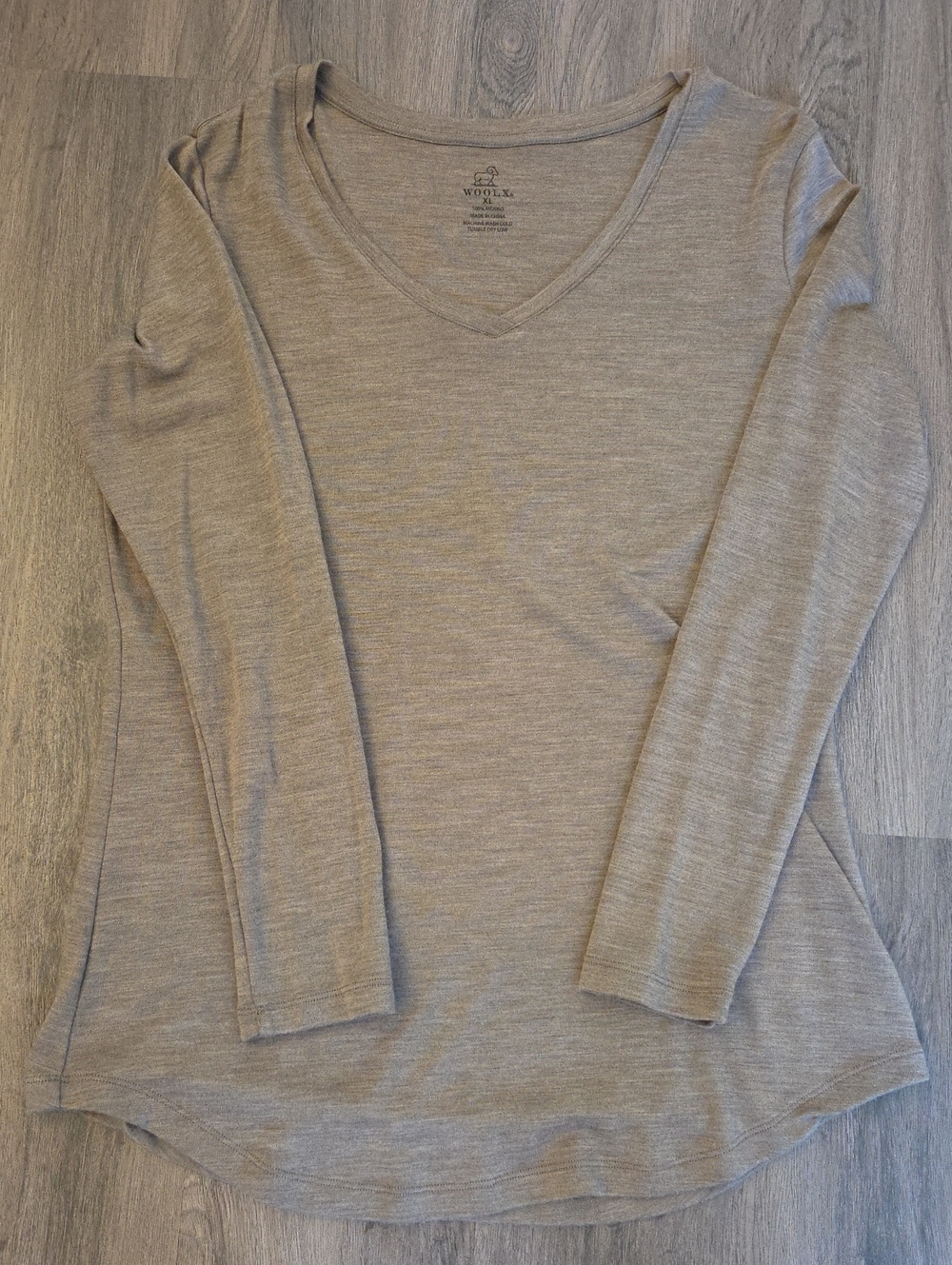 WoolX Women's V-Neck Long Sleeve Merino Wool Top in Heather Brown